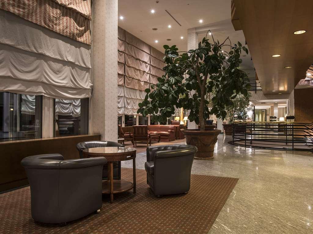 Flyon Hotel & Conference Center Bolonia Interior foto Interior of the hotel
